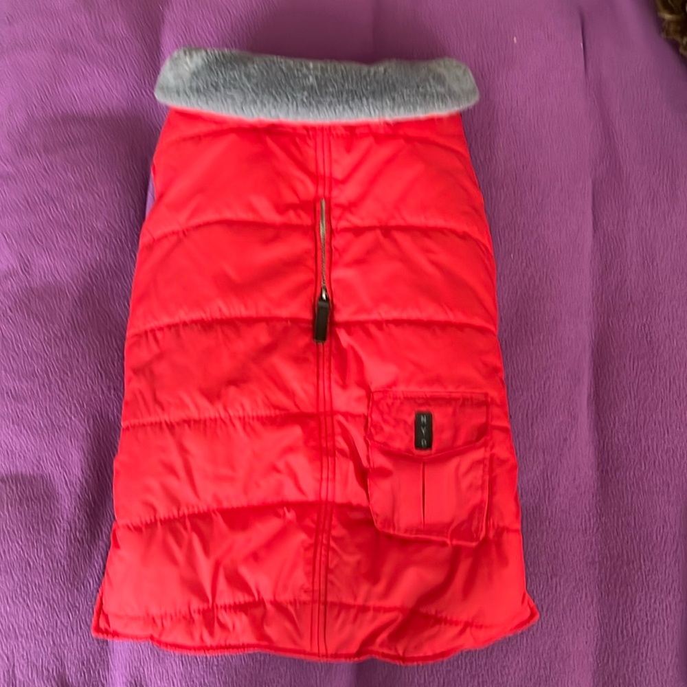 New York Dog everything coat. Size large. Pre owned.